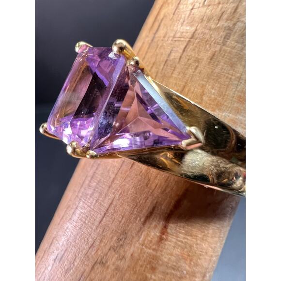 Vintage Ross-Simons 14K Yellow Gold Trillion Cut Amethyst 3 Stone Ring Size 7 - Picture 9 of 16